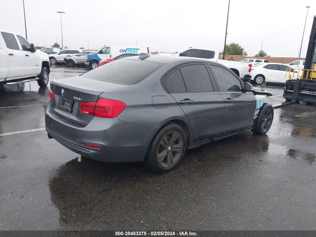 BMW 328I 2016 WBA8E9G5XGNT87452 Image 4