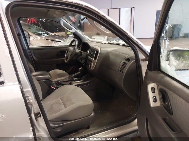 2007 FORD ESCAPE HYBRID VIN: 1FMCU49H17KB33331