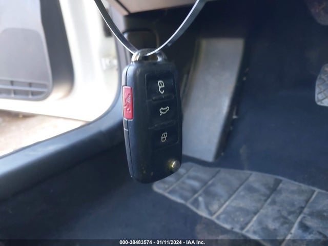 3VWD67AJ3GM250790 Volkswagen Jetta 1.4t Se