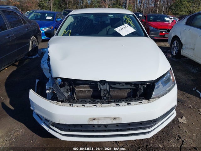 3VWD67AJ3GM250790 Volkswagen Jetta 1.4t Se