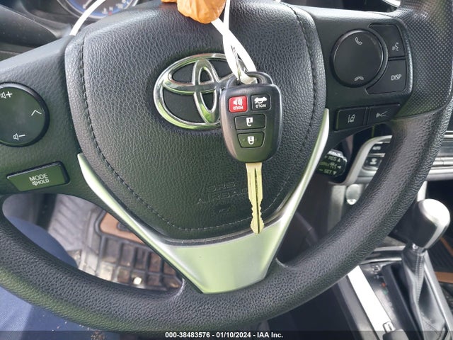 Toyota COROLLA LE 2017 5YFBURHE9HP637732 Image 11