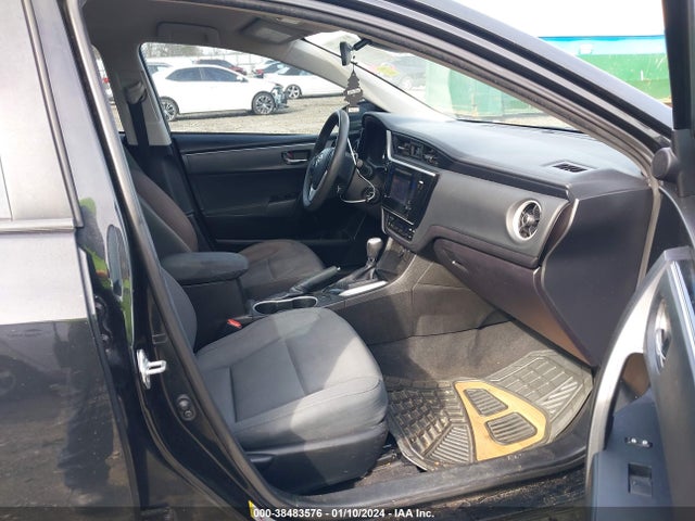 Toyota COROLLA LE 2017 5YFBURHE9HP637732 Image 5