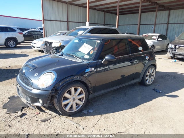 2008 MINI COOPER S WMWMF73578TT92675 Photo 1