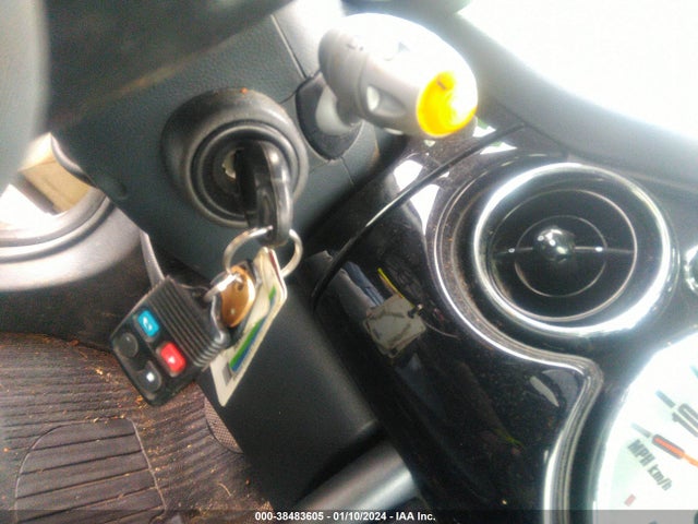 2006 MINI COOPER WMWRC33536TJ79243 Photo 10