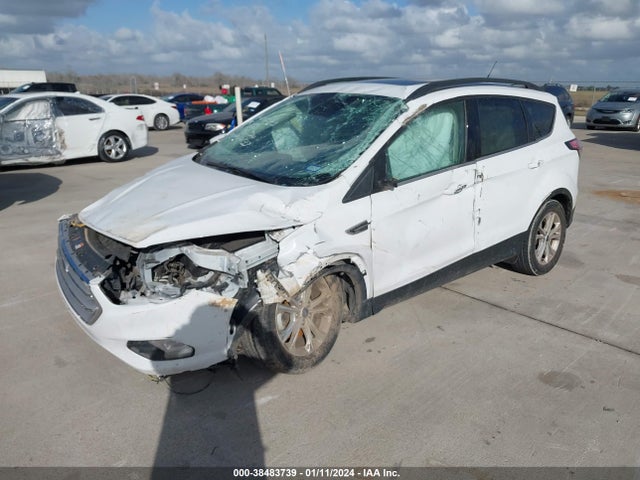 Ford ESCAPE SE 2018 1FMCU0GD2JUA92633 Image 2