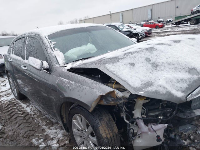 2013 CHRYSLER 200 LIMITED VIN: 1C3CCBCG8DN614607