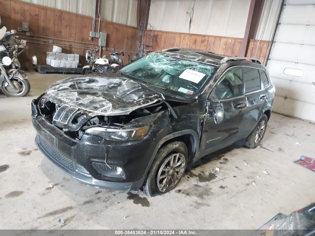 1C4PJMLBXKD350778 Jeep Cherokee Latitude Plus 4x4