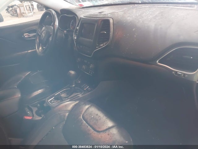 1C4PJMLBXKD350778 Jeep Cherokee Latitude Plus 4x4