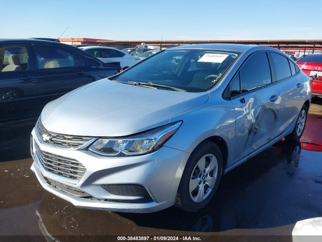 Chevrolet Cruze Ls Auto 2017 1G1BC5SM2H7129396 Image 2
