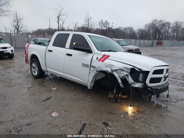 2015 RAM 1500 EXPRESS VIN: 1C6RR7KT5FS665395