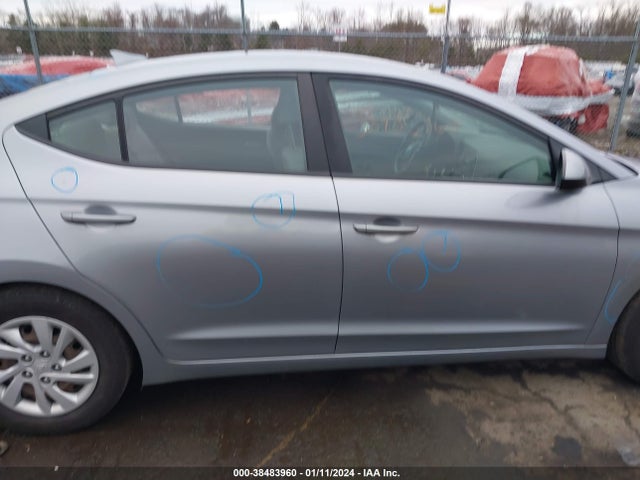 Hyundai ELANTRA SE 2017 5NPD74LF8HH164079 Image 14
