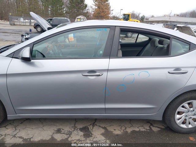 Hyundai ELANTRA SE 2017 5NPD74LF8HH164079 Image 15
