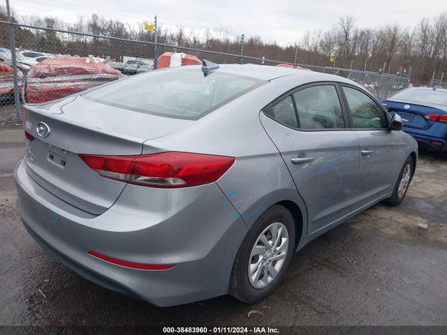 Hyundai ELANTRA SE 2017 5NPD74LF8HH164079 Image 4