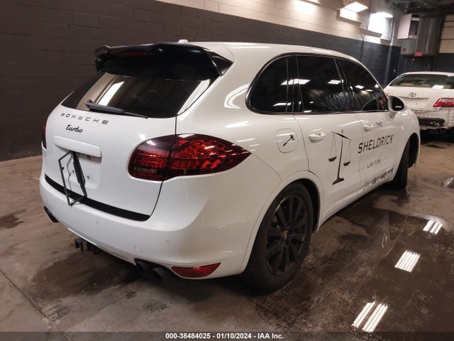 2012 PORSCHE CAYENNE WP1AC2A25CLA83031 Photo 3
