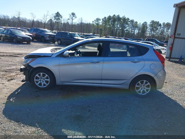 2012 HYUNDAI ACCENT GS VIN: KMHCT5AE2CU012560