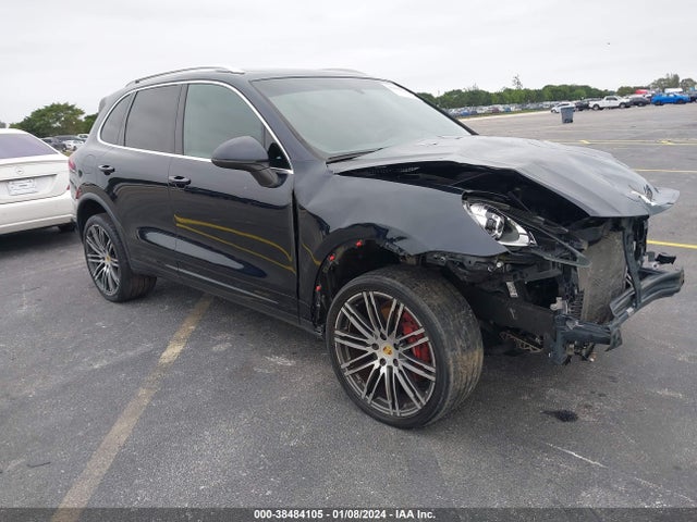2017 PORSCHE CAYENNE WP1AA2A23HKA90286 Photo 0