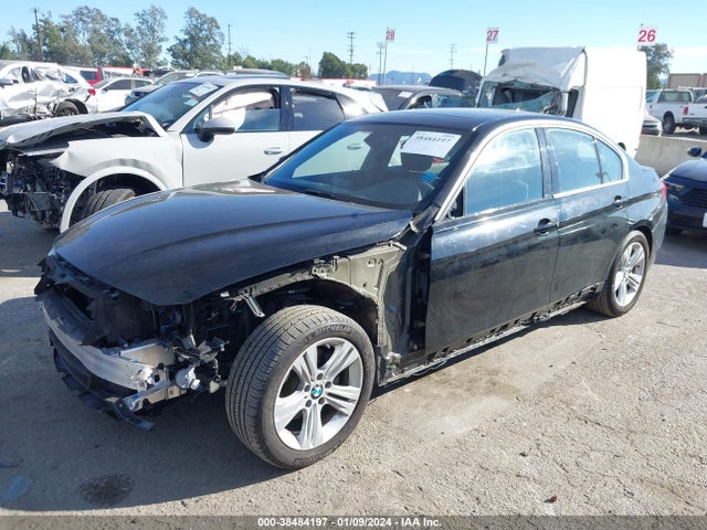 BMW 330I 2018 WBA8B9C51JK677294 Image 2