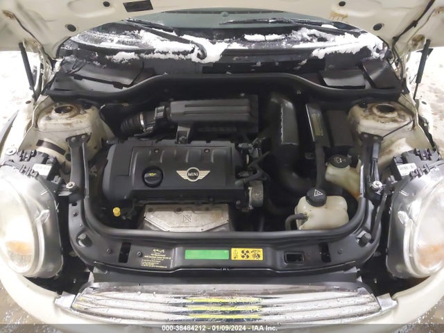 2009 MINI COOPER WMWMF335X9TU75737 Photo 9