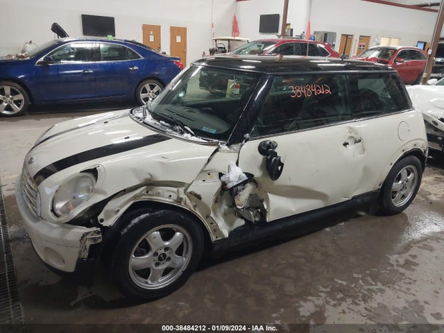 2009 MINI COOPER WMWMF335X9TU75737 Photo 5