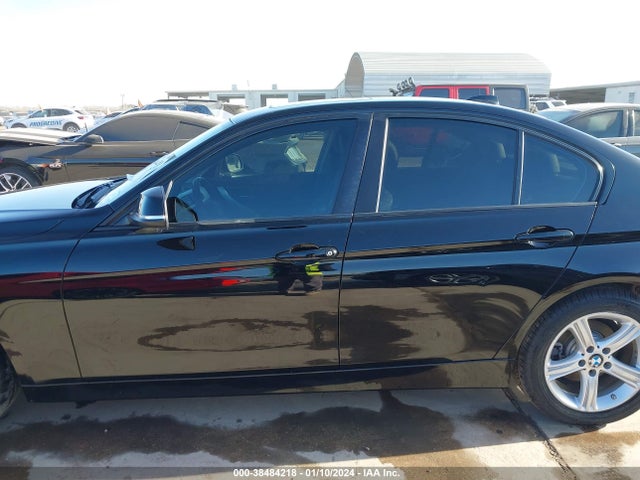 BMW 320i Xdrive 2015 WBA3C3G56FNT51253 Image 15