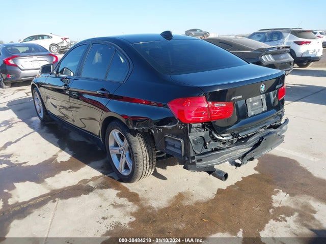 BMW 320i Xdrive 2015 WBA3C3G56FNT51253 Image 3