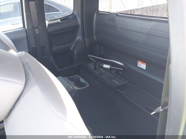 Toyota Tacoma Sr 2022 3TYRX5GN1NT040887 Image 8