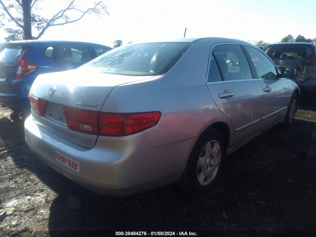 2005 HONDA ACCORD 2.4 LX VIN: 1HGCM56475A130806