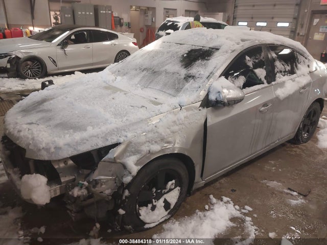 Chevrolet Cruze 1lt Auto 2014 1G1PC5SB5E7231114 Image 2
