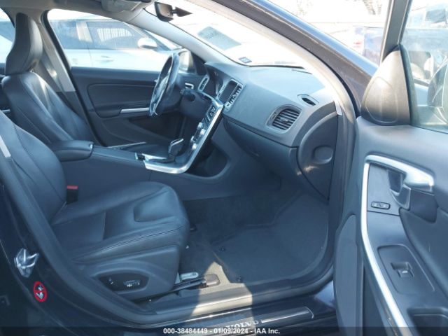 YV140MEK6H1350994 Volvo V60 T5 Premier