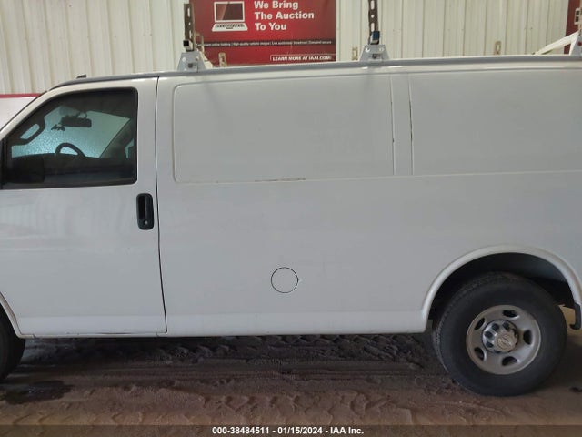 Chevrolet Express 2500 Work Van 2017 1GCWGAFF2H1163679 Image 14