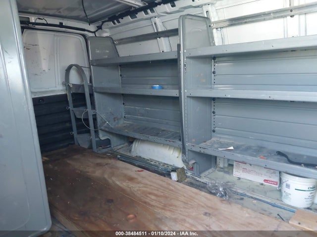 Chevrolet Express 2500 Work Van 2017 1GCWGAFF2H1163679 Image 8