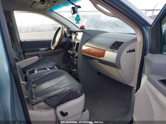 2008 CHRYSLER TOWN & COUNTRY TOURING VIN: 2A8HR54P08R613694