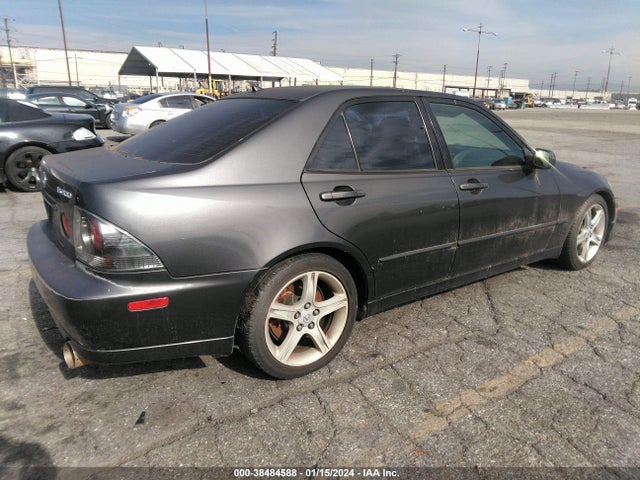Aukcja sprzedaży 2002 Lexus Is 300 Base W/5-speed Auto, vin: JTHBD192X20063082, numer aukcji: 38484588