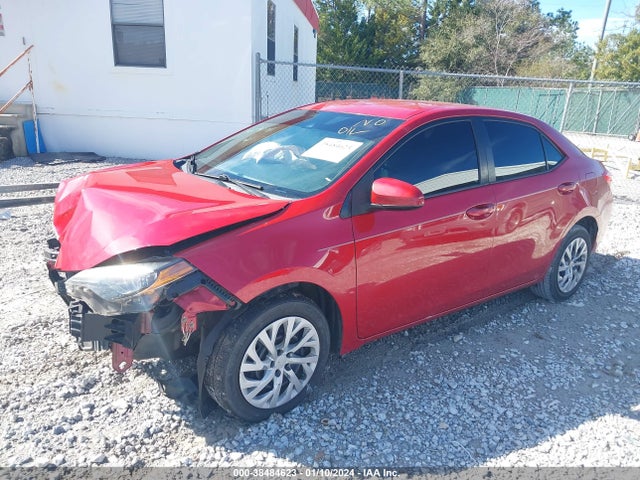 Toyota COROLLA LE 2018 2T1BURHEXJC992219 Image 2