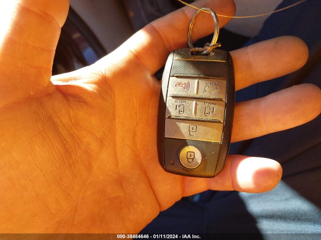 KIA SEDONA EX 2019 KNDMB5C15K6512477 Image 11