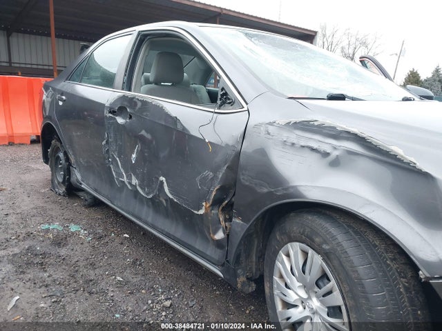 2013 TOYOTA CAMRY LE VIN: 4T4BF1FK2DR295267