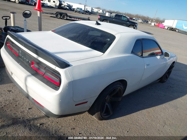 Dodge Challenger 392 Hemi Scat Pack Shaker 2017 2C3CDZFJXHH536018 Image 4