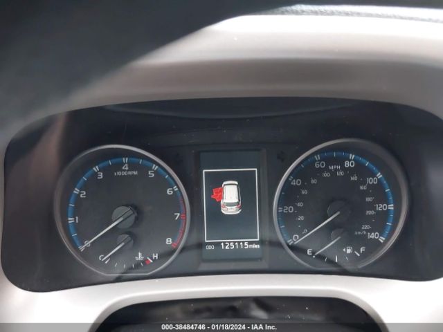 2T3BFREV5HW542735 Toyota RAV4 LE
