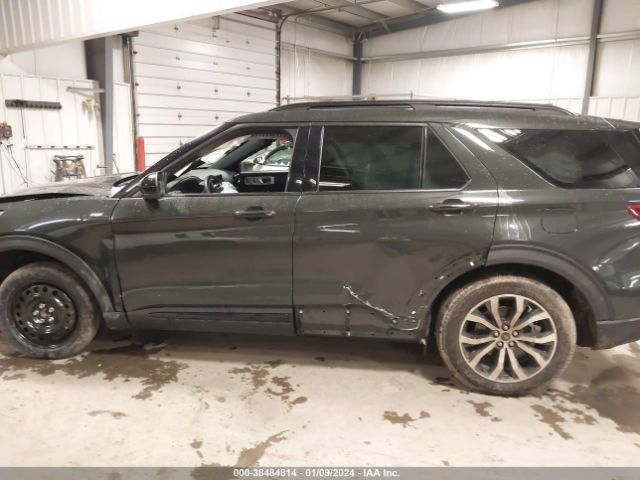 1FMSK7KH5NGA99827 Ford Explorer St-line