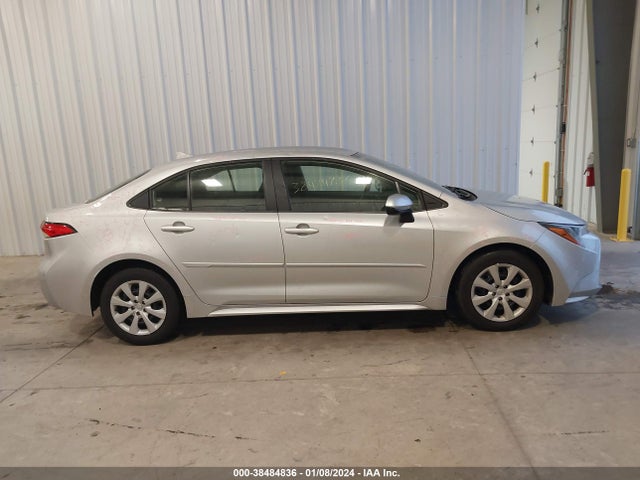 Toyota COROLLA LE 2022 JTDEPMAE8N3013295 Image 13
