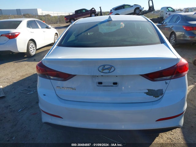 2018 HYUNDAI ELANTRA SEL VIN: 5NPD84LF6JH235069