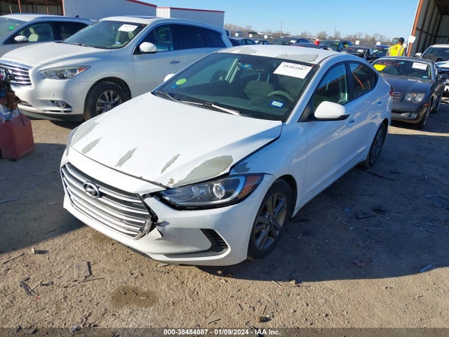 2018 HYUNDAI ELANTRA SEL VIN: 5NPD84LF6JH235069