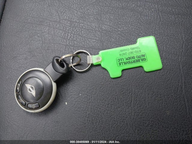 2010 MINI COOPER S CLUBMAN WMWMM3C56ATP76242 Photo 10