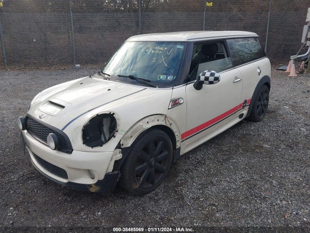 2010 MINI COOPER S CLUBMAN WMWMM3C56ATP76242 Photo 5