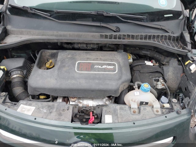 2014 FIAT 500L ZFBCFACH2EZ021988 Photo 9