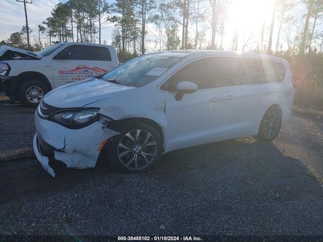 Chrysler Pacifica Lx 2018 2C4RC1CG7JR274929 Image 2