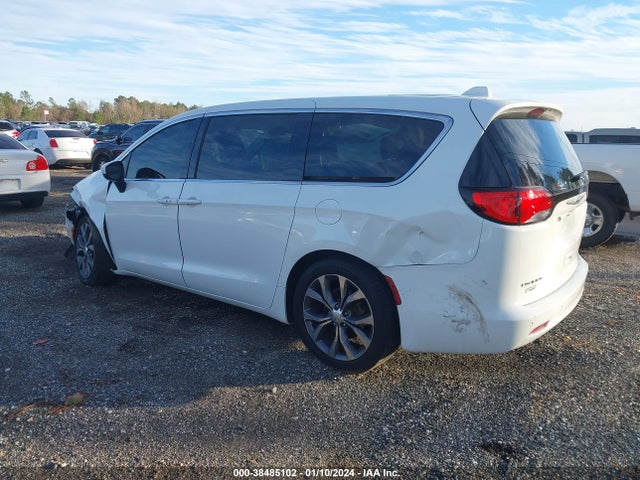 Chrysler Pacifica Lx 2018 2C4RC1CG7JR274929 Image 3