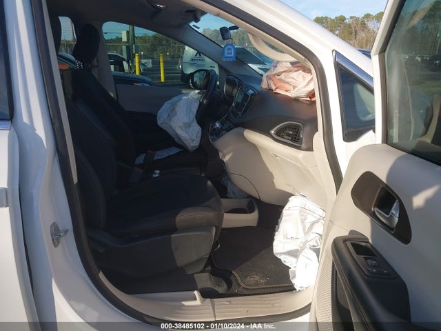 Chrysler Pacifica Lx 2018 2C4RC1CG7JR274929 Image 5