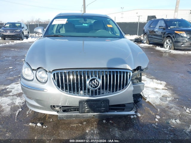2008 BUICK LACROSSE CX VIN: 2G4WC582081171802