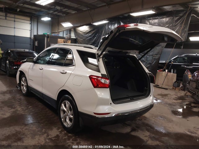 2019 CHEVROLET EQUINOX 2GNAXXEV5K6307517 Photo 2